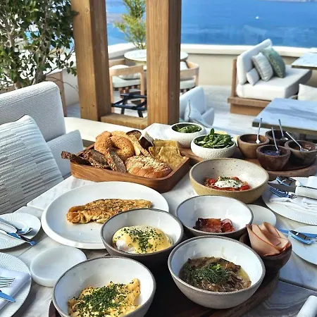 Blu Hotel Imerovigli (Santorini)